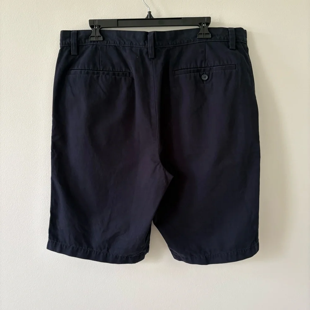Banana Republic Men’s  Navy Blue Flat Front Shorts